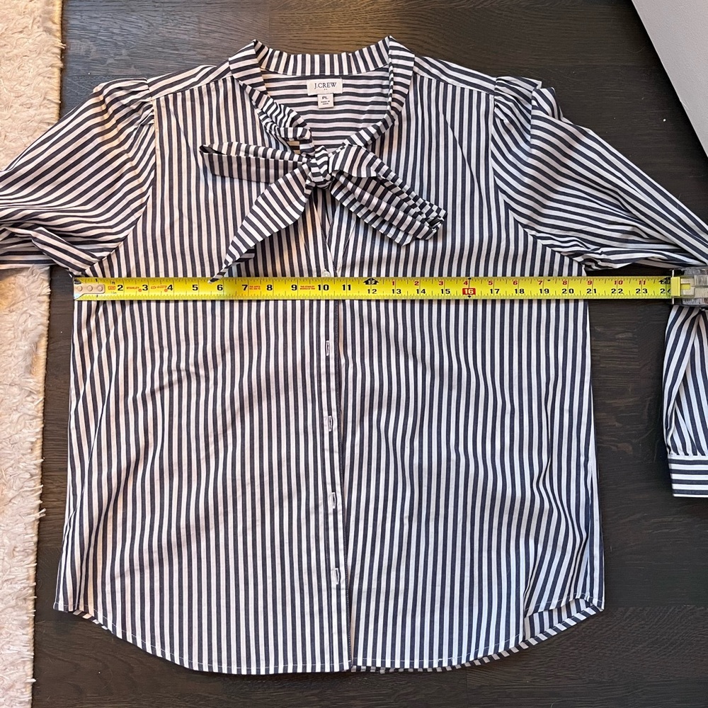 EUC J Crew Blouse Bow Stripe PL - Picture 9 of 14